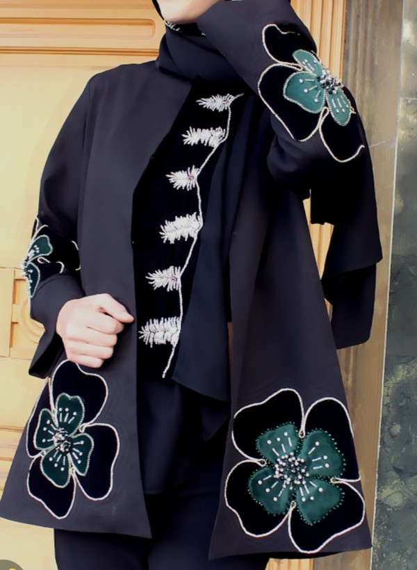 مانتو تکه دوزی .برند ملکه قصر. مدل سی گل .